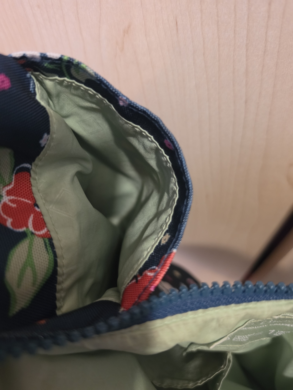 Vera Bradley Navy Floral Crossbody Bag - Picture 5 of 6